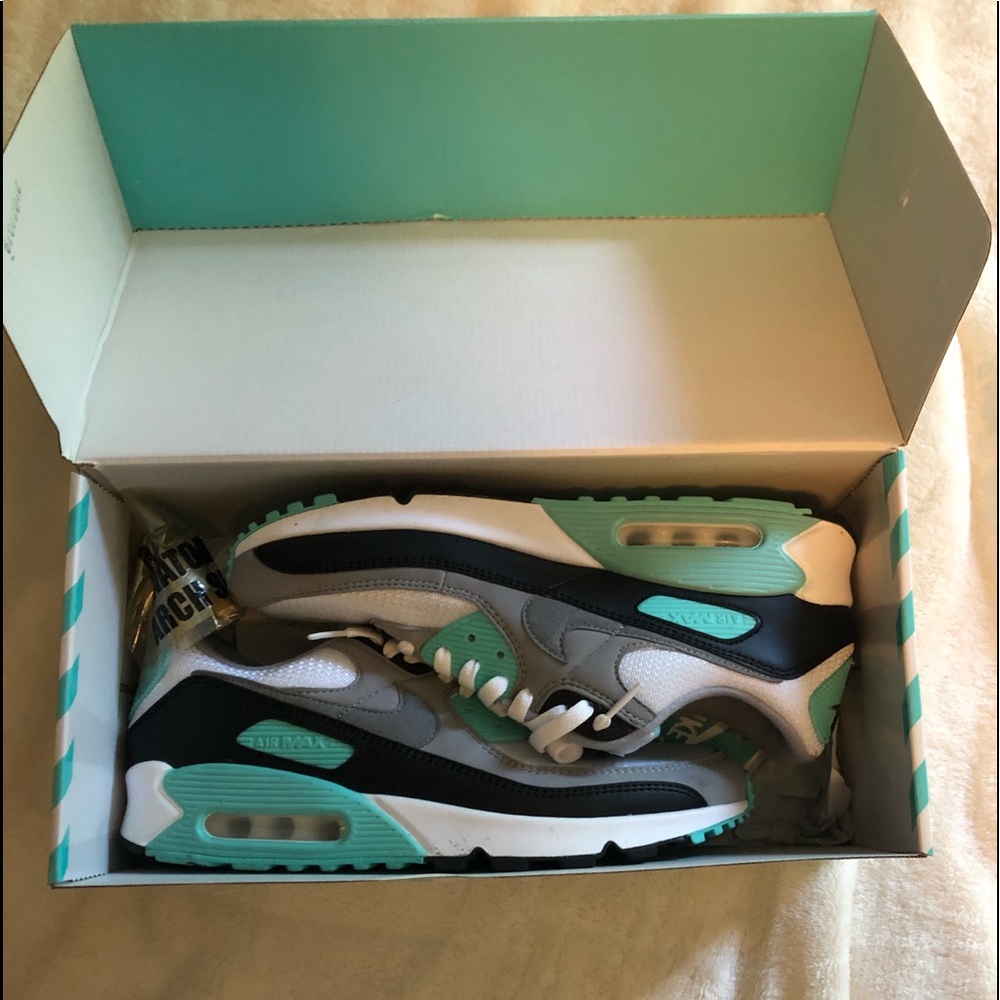 Air max 90 aqua colorway. Size 10.5